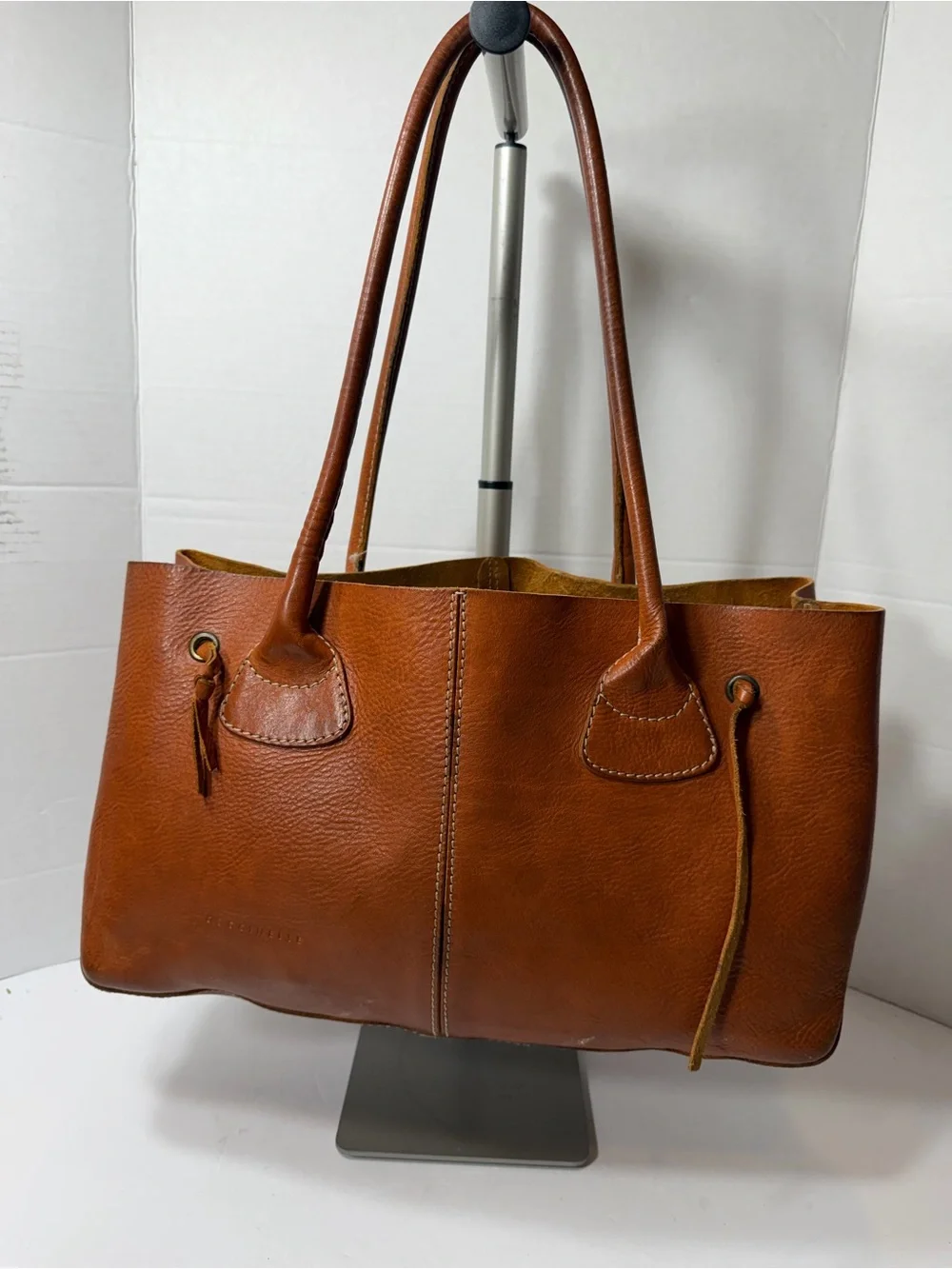 COCCINELLE Leather Tote Handbag in Cognac Brown project bag - Picture 1 of 6